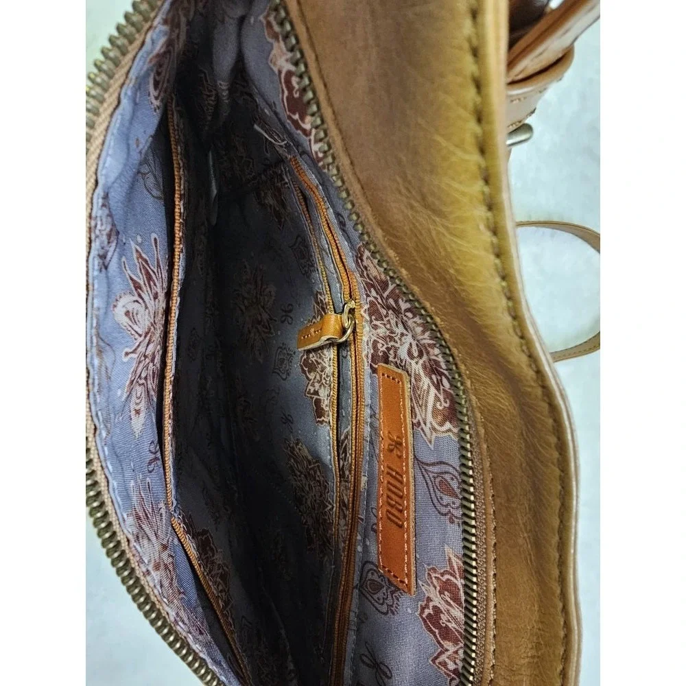 HOBO Cambel Natural Soft Polished Leather‎ Crossbody Bag Antique Brass Hardware